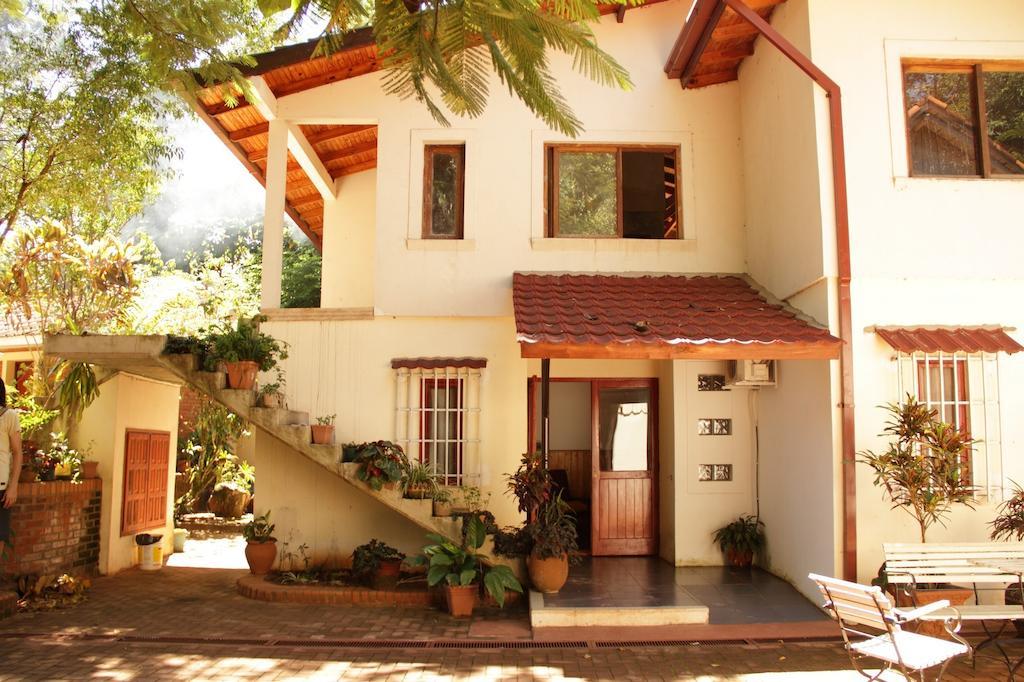 Hosteria La Cabana Пуэрто-Игуасу Экстерьер фото