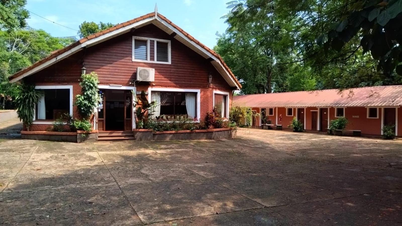 Hosteria La Cabana Пуэрто-Игуасу Экстерьер фото